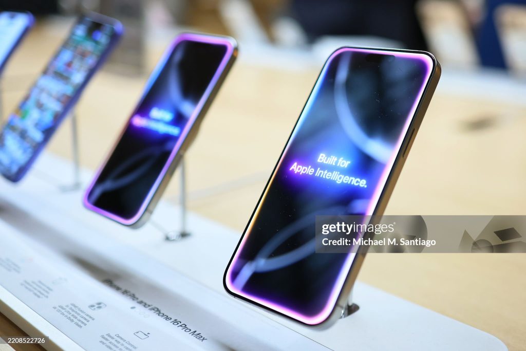 Apple iPhone 16